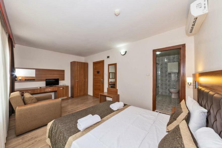 בויוקצ'קמג'ה Diamond City Resort Hotel מראה חיצוני תמונה