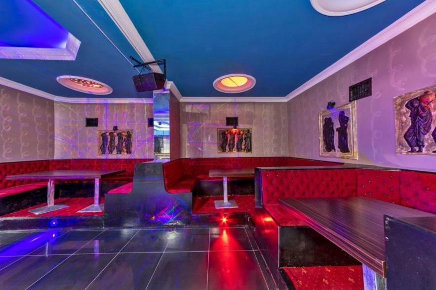 בויוקצ'קמג'ה Diamond City Resort Hotel מראה חיצוני תמונה